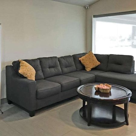 קלהון Rodeway Inn South מראה חיצוני תמונה